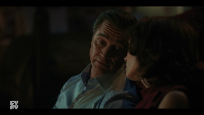 Chucky_S03E01_mkv2000.jpg