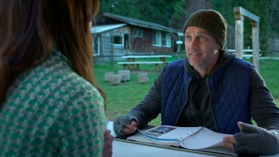 Murder_in_a_Small_Town_S01E05_mkv0676.jpg