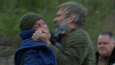 Murder_in_a_Small_Town_S01E05_mkv2388.jpg