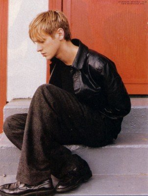 1999-05_-_Teen_People_May_1999_281029.jpg